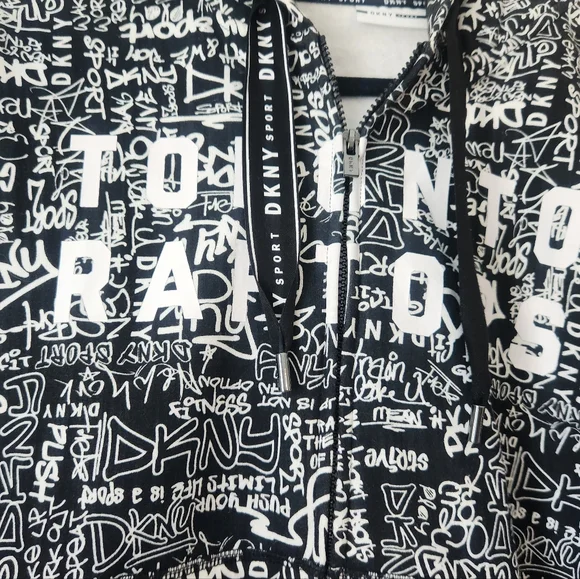 Toronto Raptors (Graffiti) Tracksuit - Picture 2 of 6